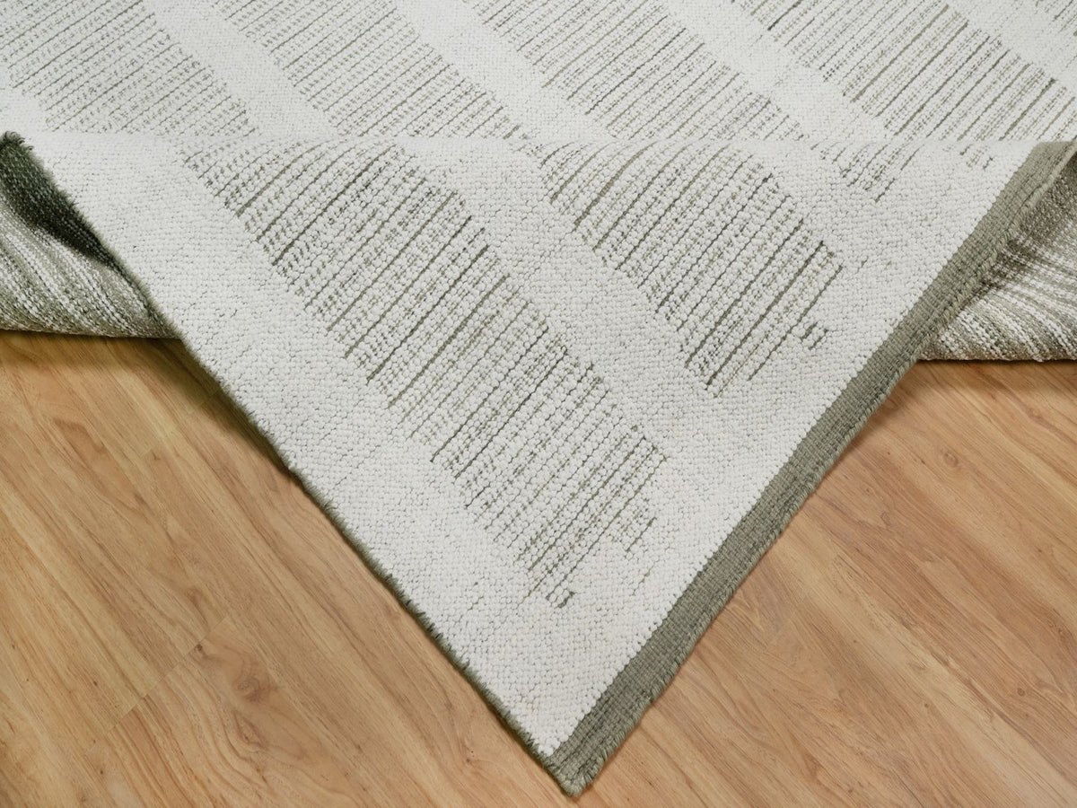Modern / Contemporary hand-knotted wool rug in Ivory, 8' x 10' — SKU O091733 (view 6)