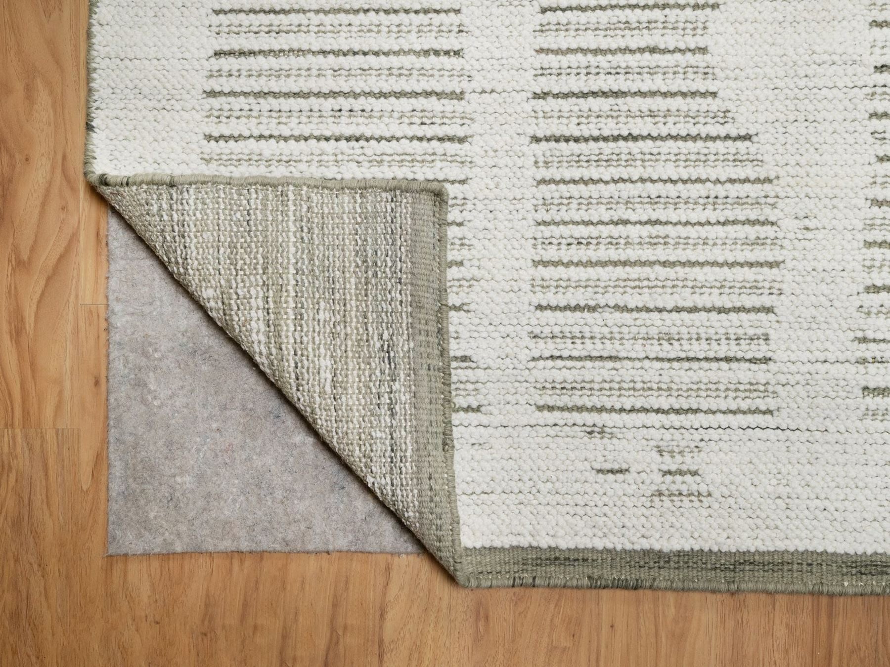 Modern / Contemporary hand-knotted wool rug in Ivory, 10' x 14'1" — SKU O091736 (view 4)
