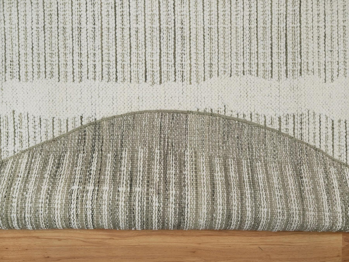 Modern / Contemporary hand-knotted wool rug in Ivory, 5'10" x 5'10" — SKU O091739 (view 3)