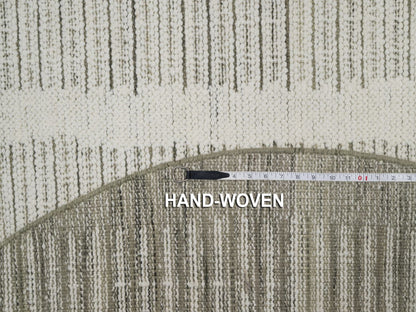 Ivory 5'10" x 5'10" Modern and Contemporary Hand woven Wool Rug - Sku: O091739