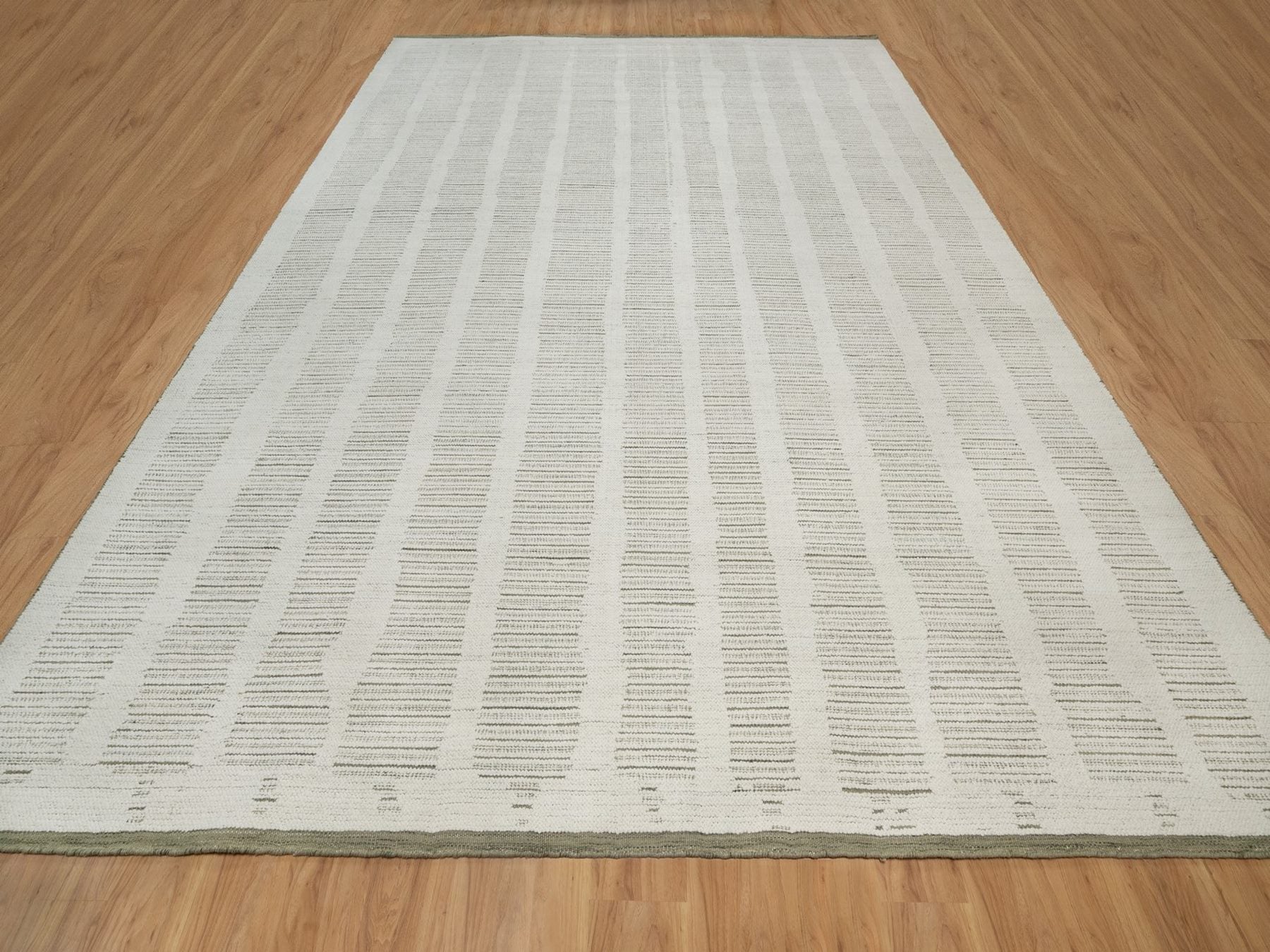 Modern / Contemporary hand-knotted wool rug in Ivory, 11'11" x 15' — SKU O091742 (view 2)