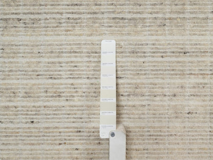 Modern / Contemporary hand-knotted wool rug in Ivory, 8' x 10' — SKU O091755 (view 7)