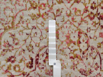 Modern / Contemporary hand-knotted wool/silk rug in Pink, 6'1" x 9'1" — SKU O091783 (view 7)