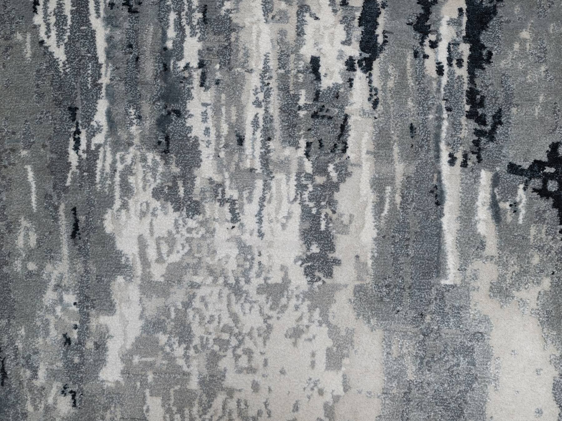 Modern / Contemporary hand-knotted wool/silk runner in Ivory, 2'7" x 26' — SKU O091785 (view 5)