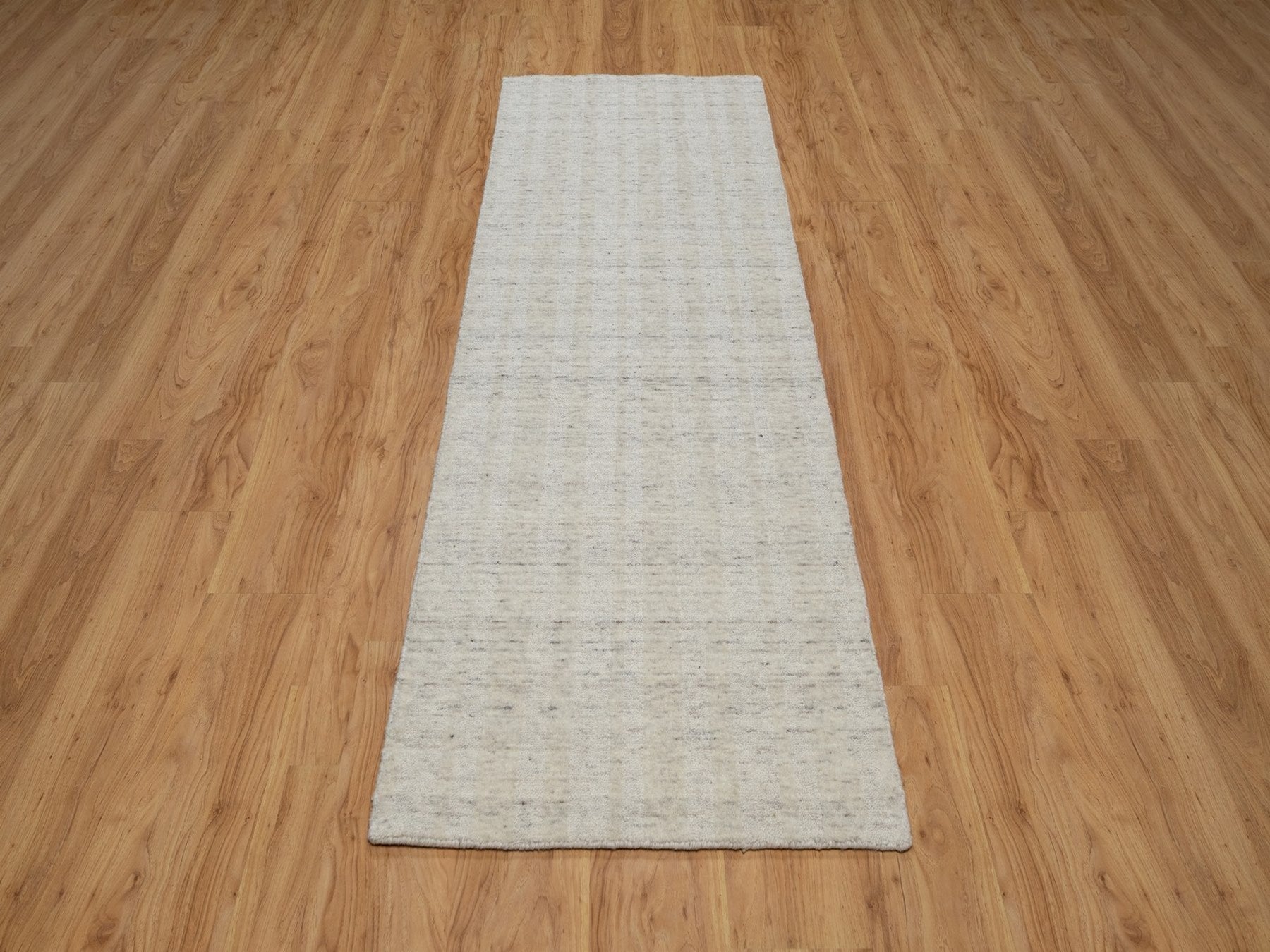Ivory 2'7" x 8'0" Modern and Contemporary Handloom Wool Rug - Sku: O091792