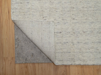 Modern / Contemporary hand-knotted wool runner in Ivory, 2'7" x 8' — SKU O091792 (view 3)
