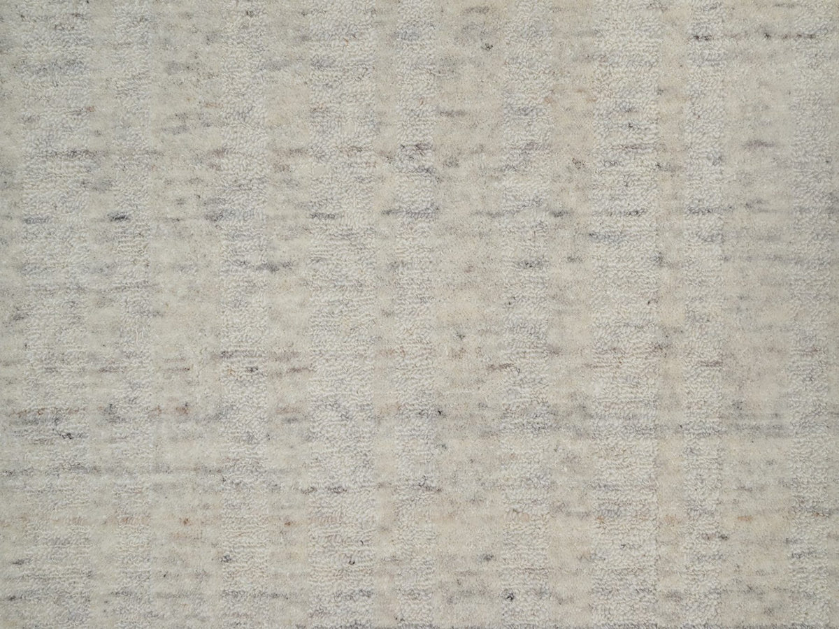 Modern / Contemporary hand-knotted wool runner in Ivory, 2'7" x 8' — SKU O091792 (view 5)