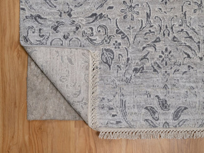 Transitional hand-knotted wool/silk rug in Gray, 4' x 5'10" — SKU O091799 (view 3)
