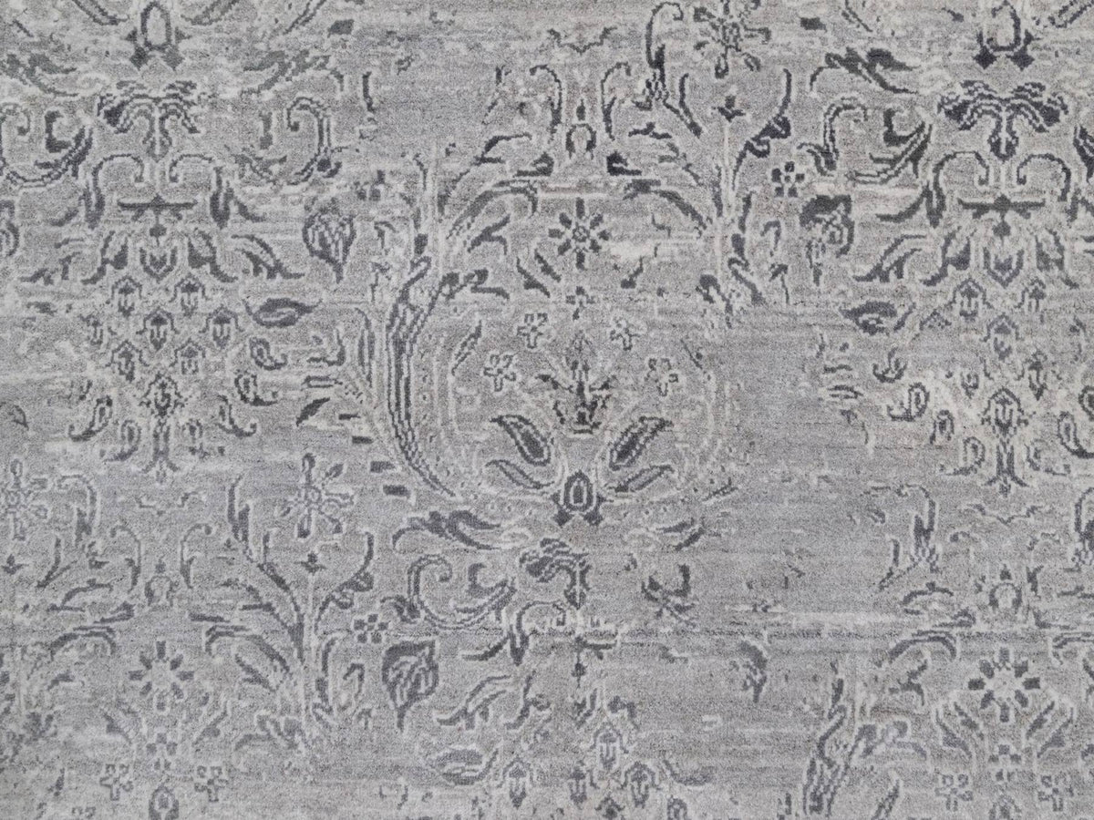 Transitional hand-knotted wool/silk rug in Gray, 4' x 5'10" — SKU O091799 (view 5)
