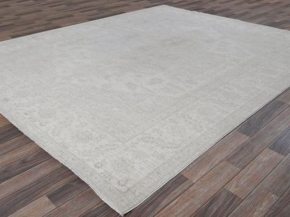 Heriz Oushak hand-knotted wool rug in Ivory, 8' x 9'9" — SKU O0917 (view 3)