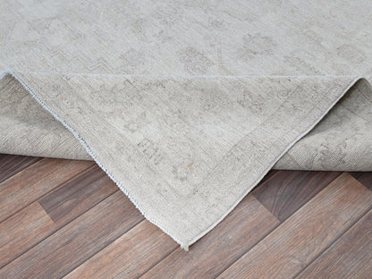 Heriz Oushak hand-knotted wool rug in Ivory, 8' x 9'9" — SKU O0917 (view 6)