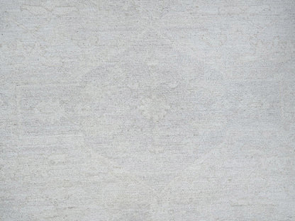 Heriz Oushak hand-knotted wool rug in Ivory, 8' x 9'9" — SKU O0917 (view 8)