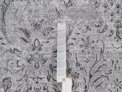 Grey 5'0" x 6'11" Transitional Hand knotted Wool/Silk Rug - Sku: O091800