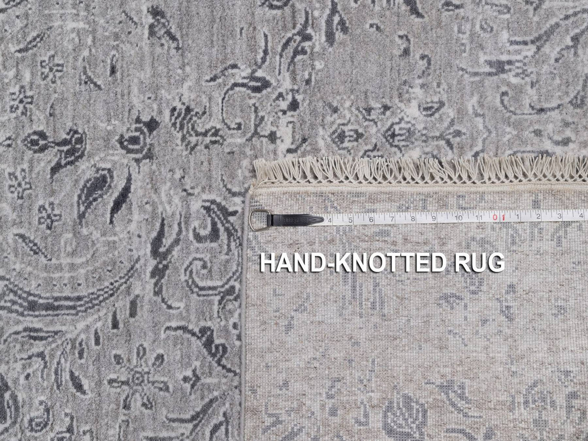 Transitional hand-knotted wool/silk rug in Gray, 5' x 6'11" — SKU O091800 (view 8)