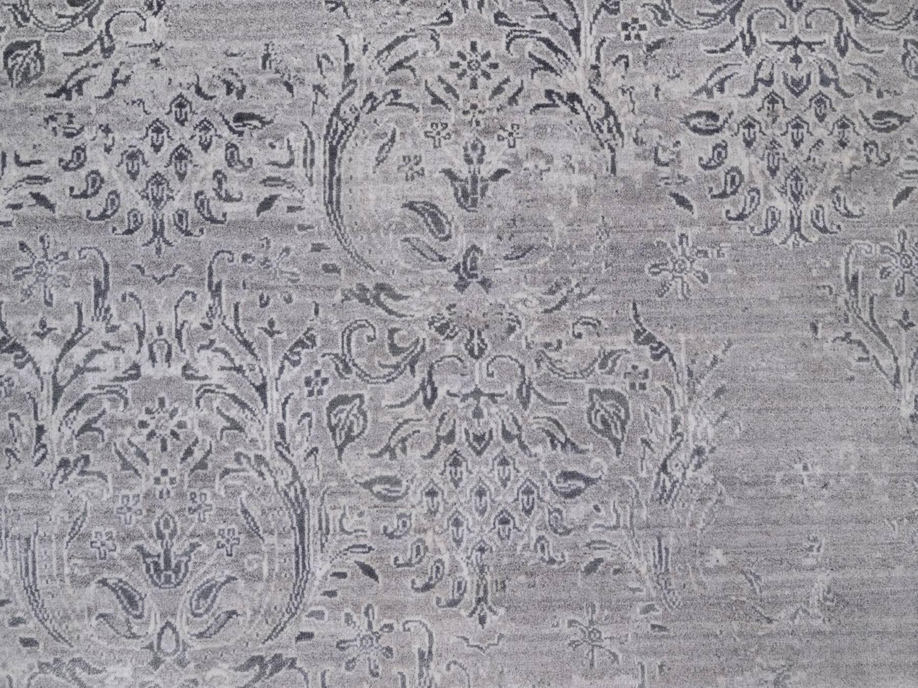 Transitional hand-knotted wool/silk rug in Gray, 7'10" x 10' — SKU O091801 (view 8)