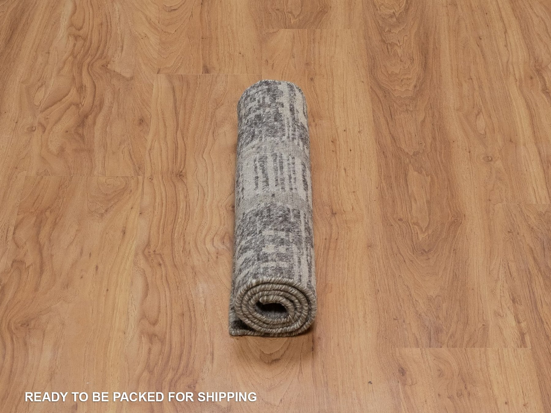 Modern / Contemporary hand-knotted wool rug in Gray, 2' x 3'1" — SKU O091811 (view 6)