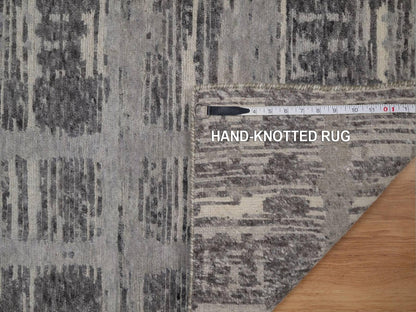Modern / Contemporary hand-knotted wool rug in Gray, 2' x 3'1" — SKU O091811 (view 8)