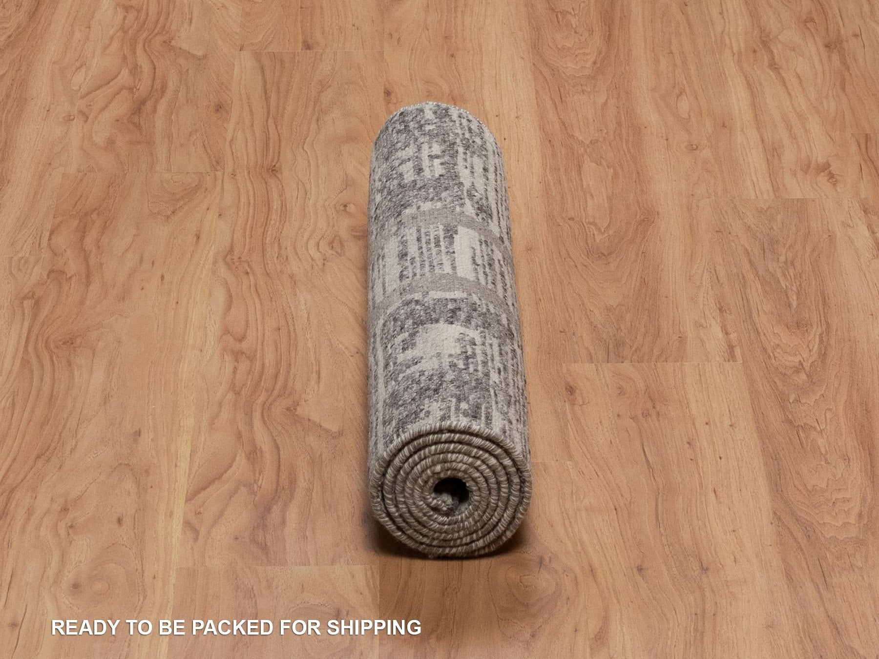 Modern / Contemporary hand-knotted wool runner in Gray, 2'5" x 6'2" — SKU O091813 (view 6)