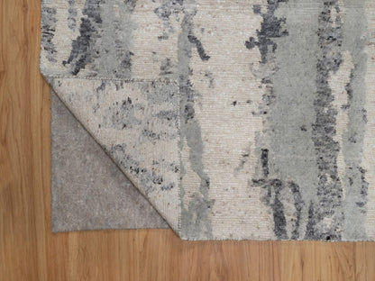 Modern / Contemporary hand-knotted wool rug in Ivory, 8' x 10' — SKU O091825 (view 4)