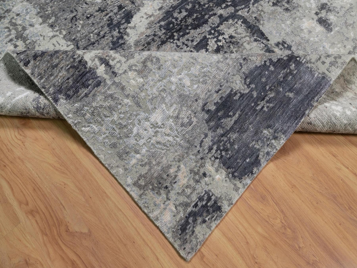 Modern / Contemporary hand-knotted wool rug in Gray, 8'2" x 10' — SKU O091827 (view 6)