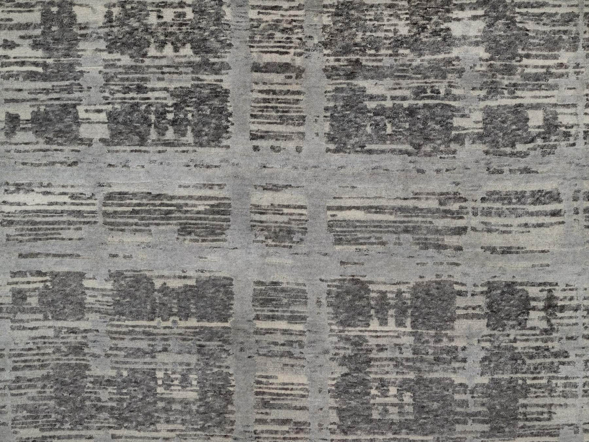 Modern / Contemporary hand-knotted wool rug in Gray, 8'1" x 10'1" — SKU O091832 (view 8)