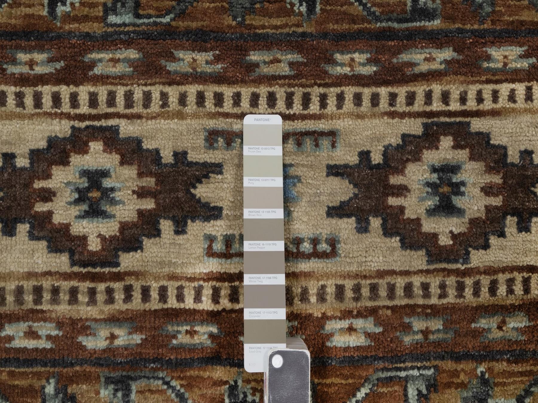 Tribal & Geometric hand-knotted wool runner in Ivory, 2'7" x 5'10" — SKU O091835 (view 4)