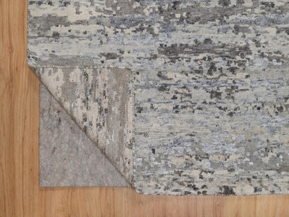 Modern / Contemporary hand-knotted wool rug in Ivory, 8' x 10'2" — SKU O091851 (view 4)