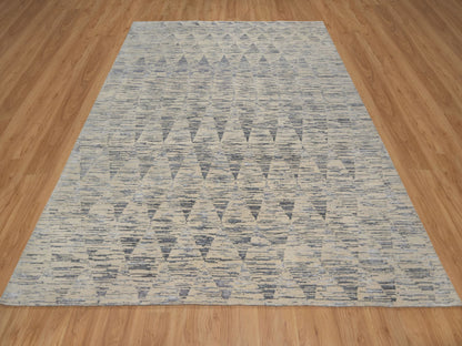 Ivory 8'1" x 10'0" Modern and Contemporary Hand knotted Wool Rug - Sku: O091855