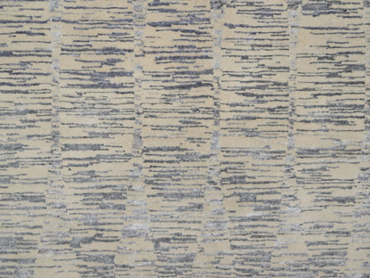 Modern / Contemporary hand-knotted wool rug in Ivory, 8'1" x 10' — SKU O091855 (view 8)