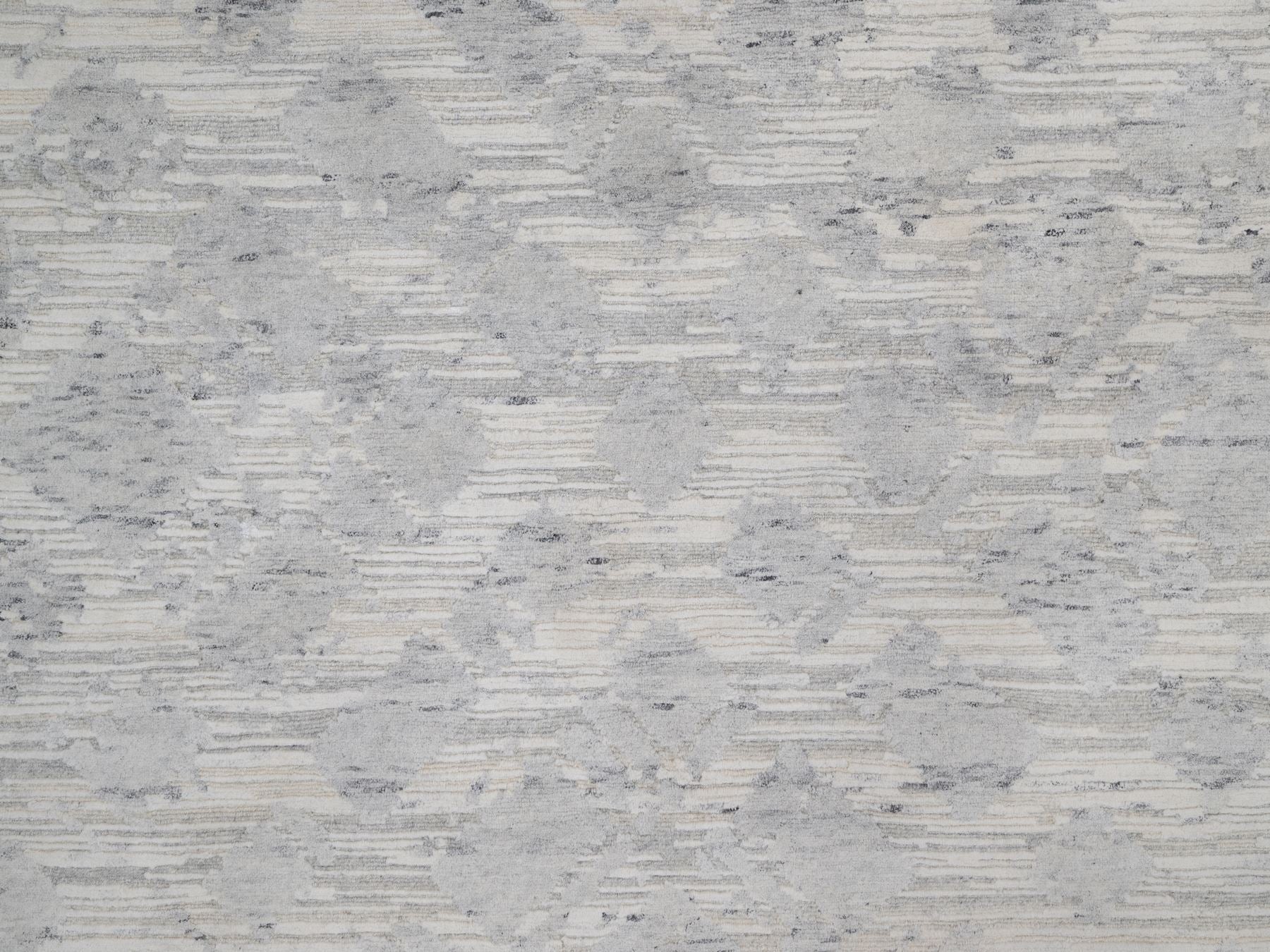 Modern / Contemporary hand-knotted wool rug in Gray, 9' x 12'1" — SKU O091859 (view 8)