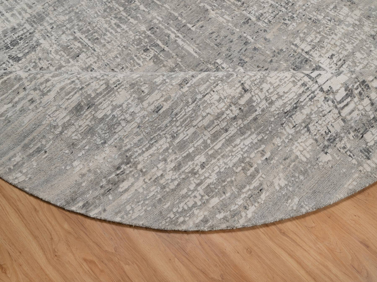 Modern / Contemporary hand-knotted wool rug in Gray, 9'11" x 9'11" — SKU O091862 (view 6)