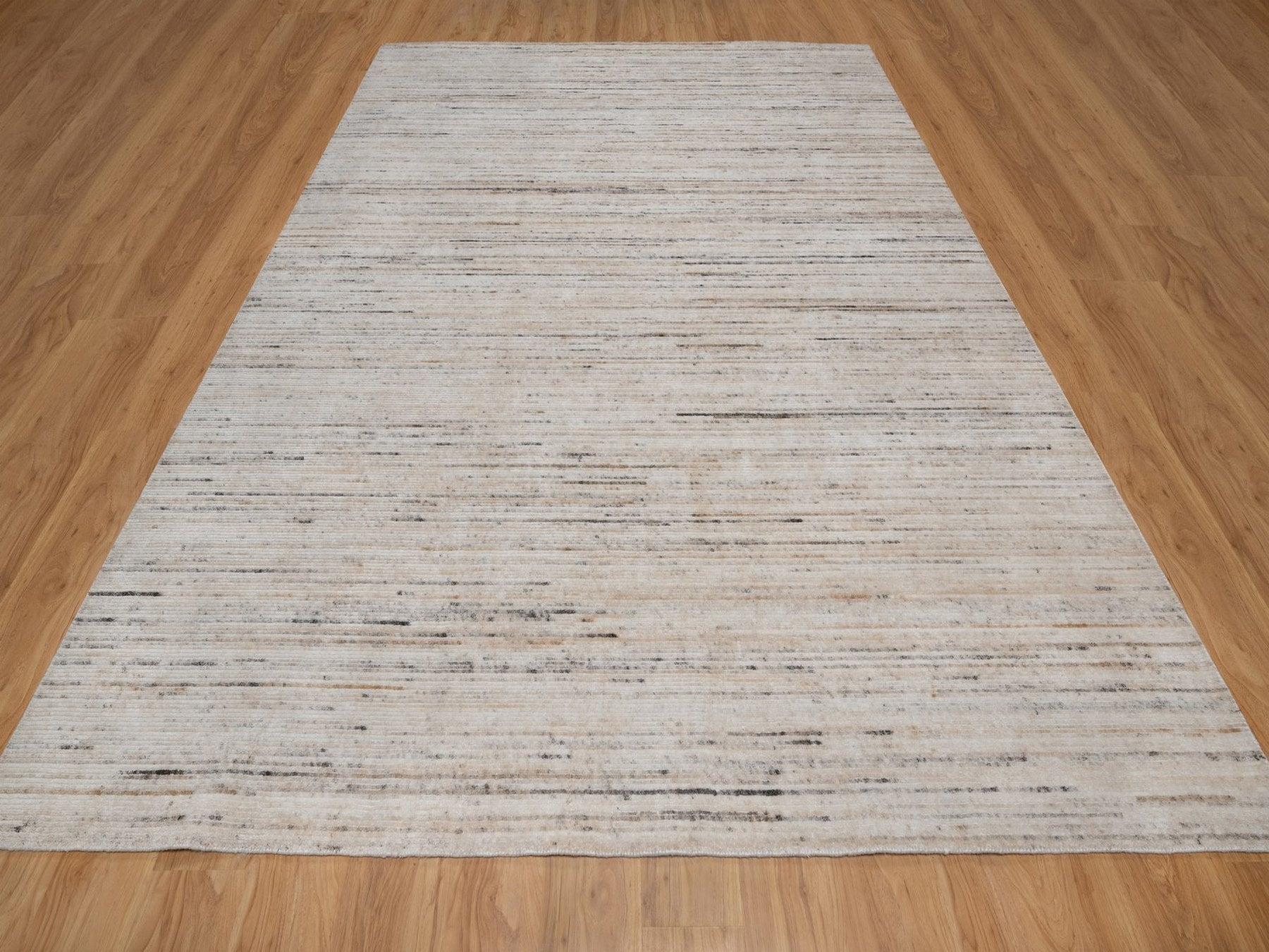 Modern / Contemporary hand-knotted polyester rug in Ivory, 9'1" x 12' — SKU O091873 (view 2)