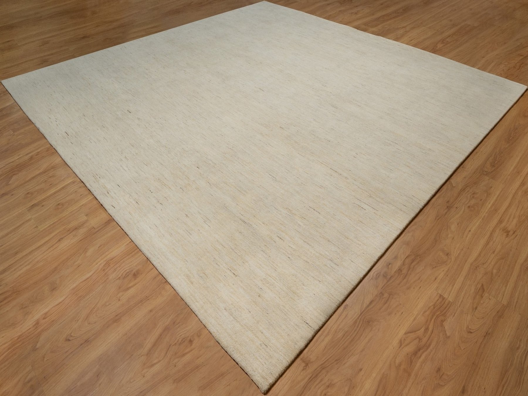 Gabbeh Modern / Contemporary hand-knotted wool rug in Ivory, 12'1" x 12'1" — SKU O091877 (view 3)