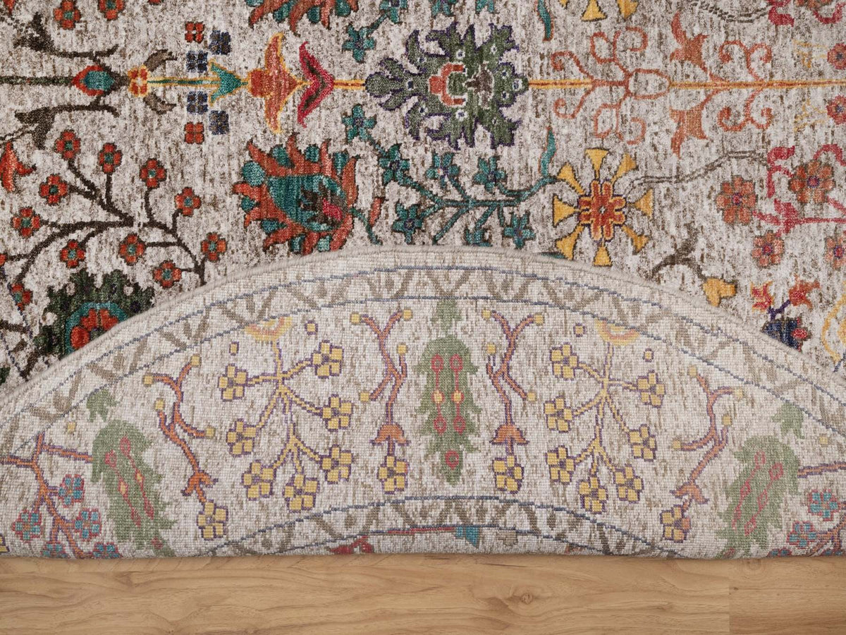 Transitional hand-knotted wool/silk rug in Ivory, 6' x 6' — SKU O091908 (view 3)