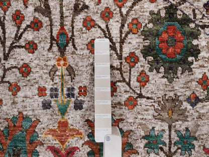 Transitional hand-knotted wool/silk rug in Ivory, 6' x 6' — SKU O091908 (view 4)