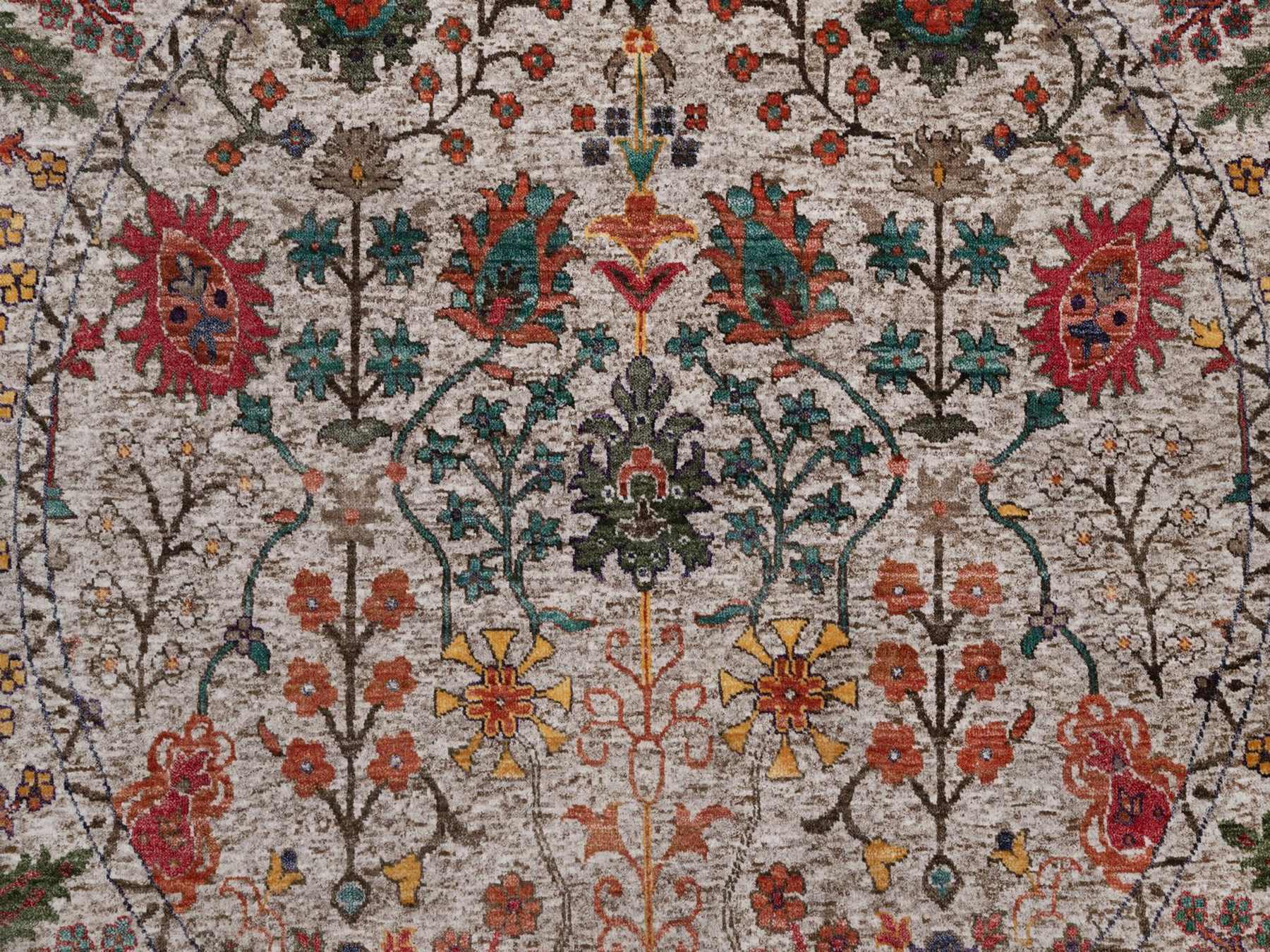 Transitional hand-knotted wool/silk rug in Ivory, 6' x 6' — SKU O091908 (view 5)