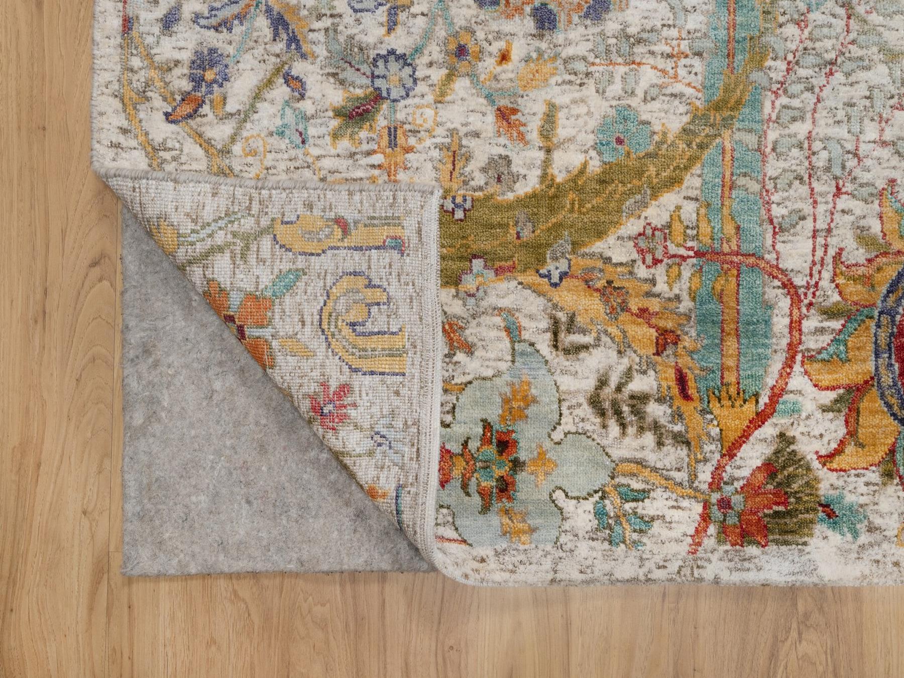 Transitional hand-knotted wool/silk rug in Ivory, 6' x 6' — SKU O091909 (view 3)