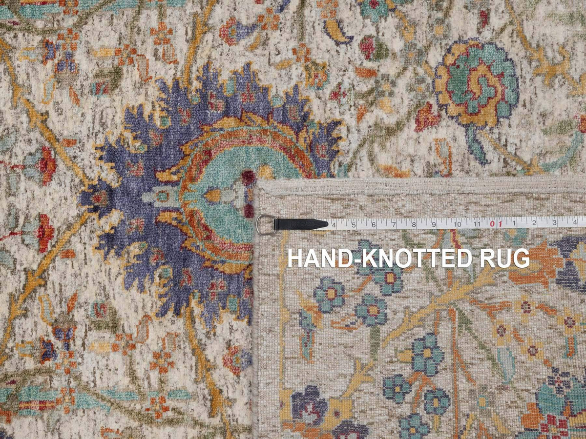 Transitional hand-knotted wool/silk rug in Ivory, 6' x 6' — SKU O091909 (view 8)