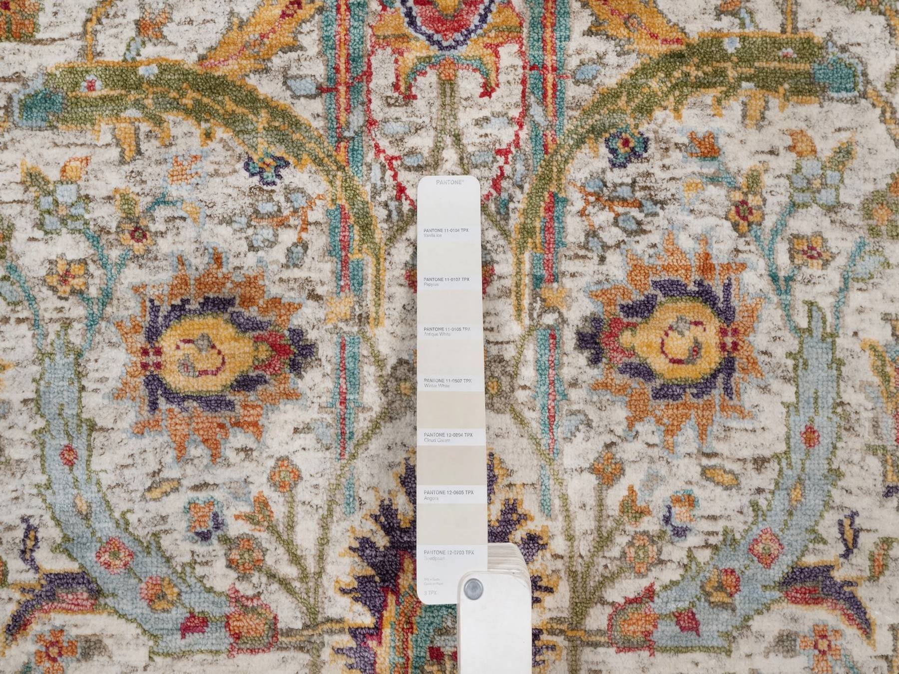 Transitional hand-knotted wool/silk runner in Ivory, 2'5" x 5'11" — SKU O091915 (view 4)