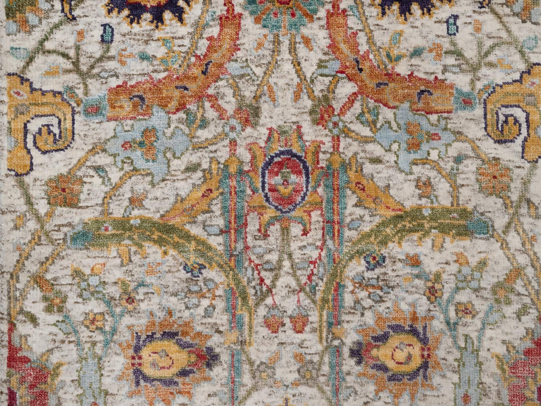 Transitional hand-knotted wool/silk runner in Ivory, 2'5" x 5'11" — SKU O091915 (view 5)