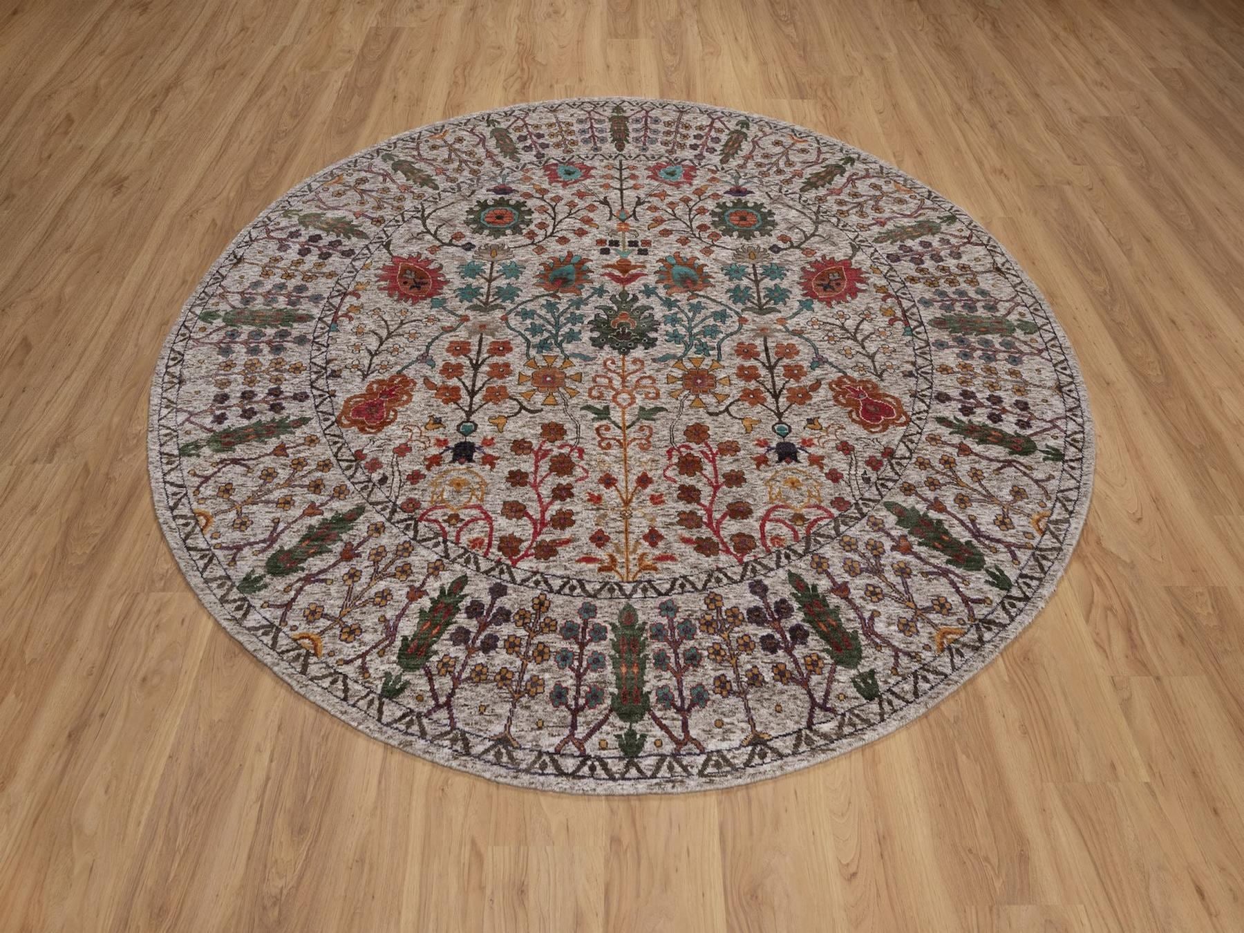 Transitional hand-knotted wool/silk rug in Ivory, 7'10" x 7'10" — SKU O091919 (view 2)