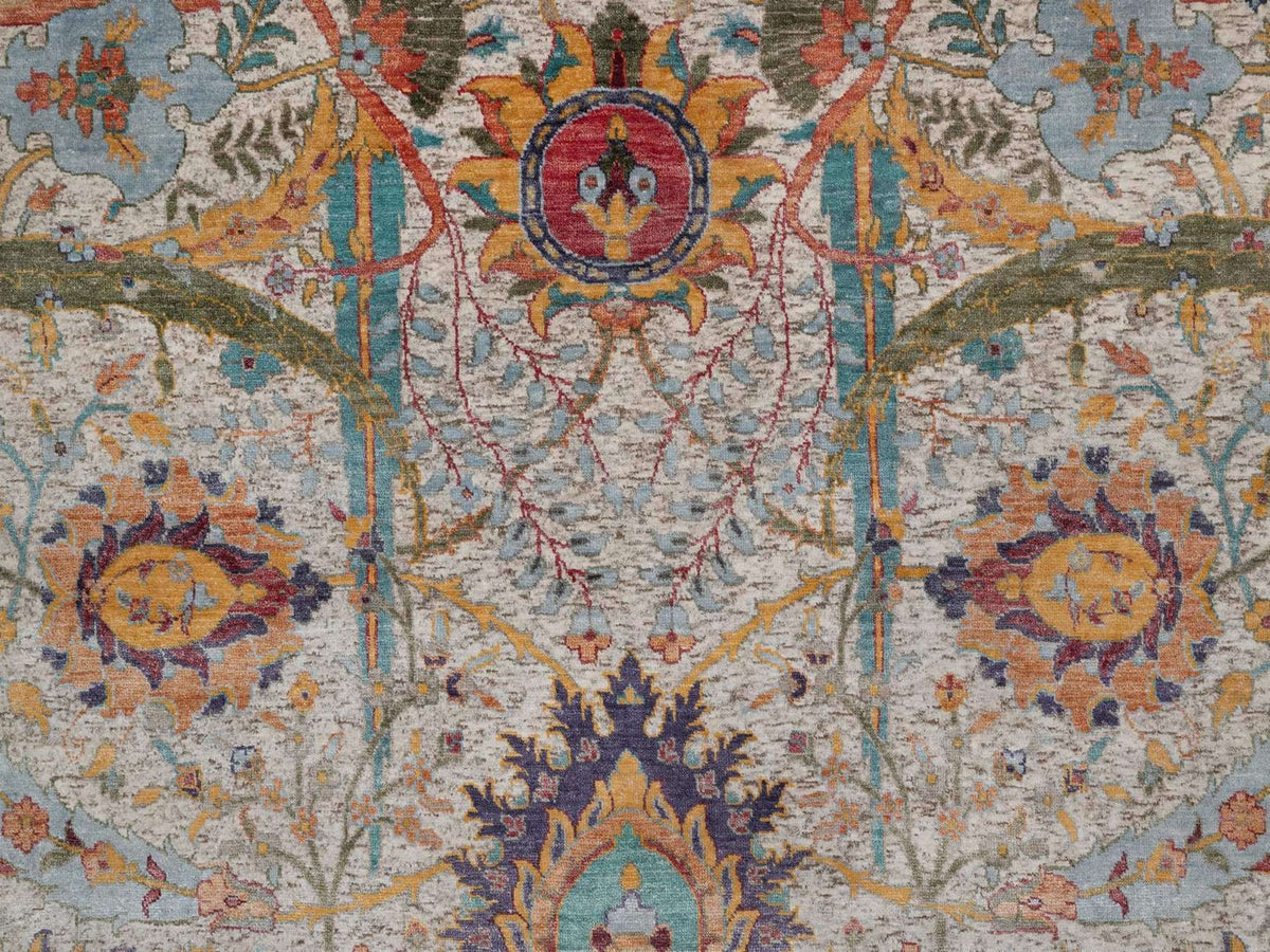 Transitional hand-knotted wool/silk rug in Ivory, 7'11" x 10' — SKU O091923 (view 8)