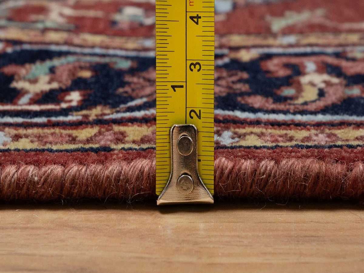 Heriz Heriz hand-knotted wool runner in Red & Navy Blue, 2'8" x 8'1" — SKU O091929 (view 7)