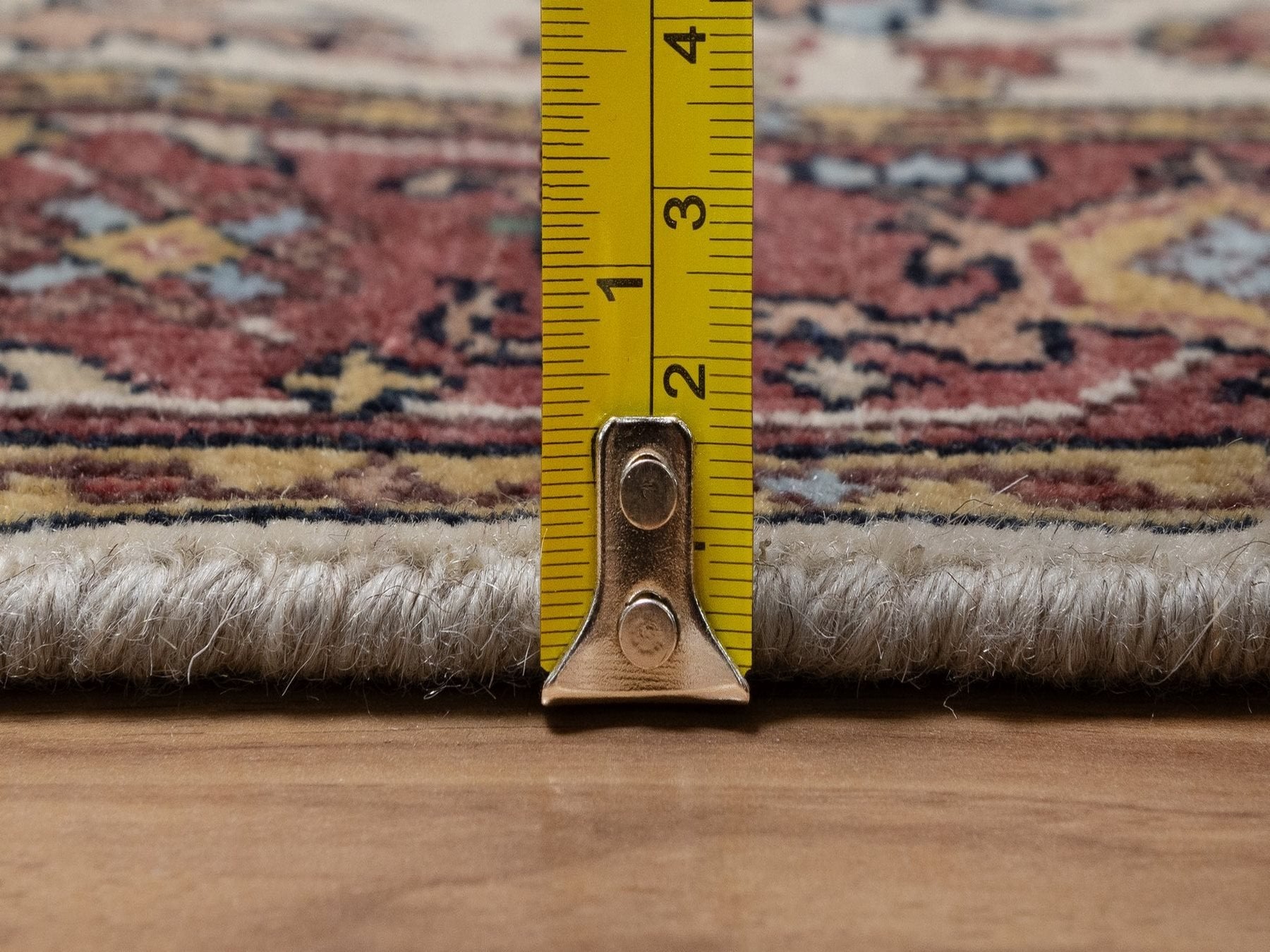 Heriz Heriz hand-knotted wool runner in Ivory & Red, 2'6" x 14'2" — SKU O091934 (view 7)