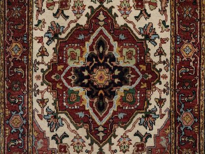 Heriz Heriz hand-knotted wool runner in Ivory & Red, 2'7" x 6'1" — SKU O091935 (view 5)