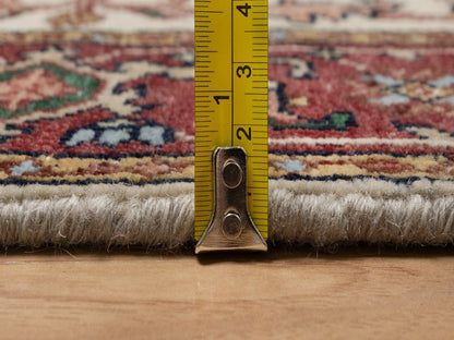 Heriz Heriz hand-knotted wool runner in Ivory & Red, 2'7" x 6'1" — SKU O091935 (view 7)