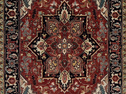 Heriz Heriz hand-knotted wool rug in Red & Navy Blue, 3' x 5' — SKU O091938 (view 5)