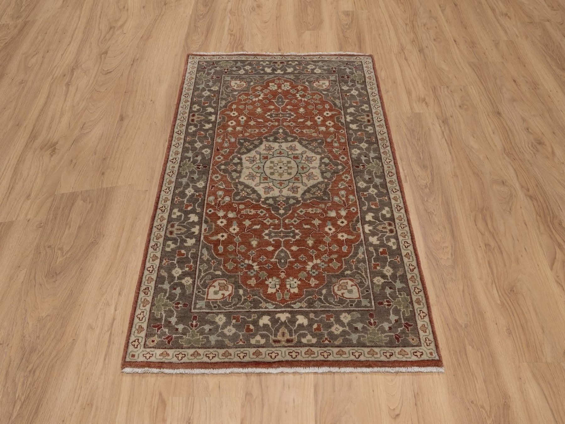 Tabriz Fine Oriental hand-knotted wool rug in Red & Brown, 3' x 5'1" — SKU O091949 (view 2)