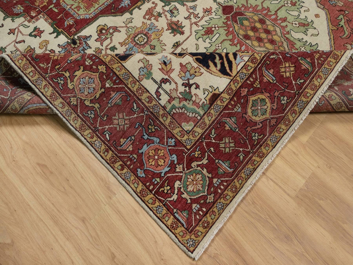 Heriz Heriz hand-knotted wool rug in Ivory & Red, 8'11" x 12'2" — SKU O091950 (view 6)