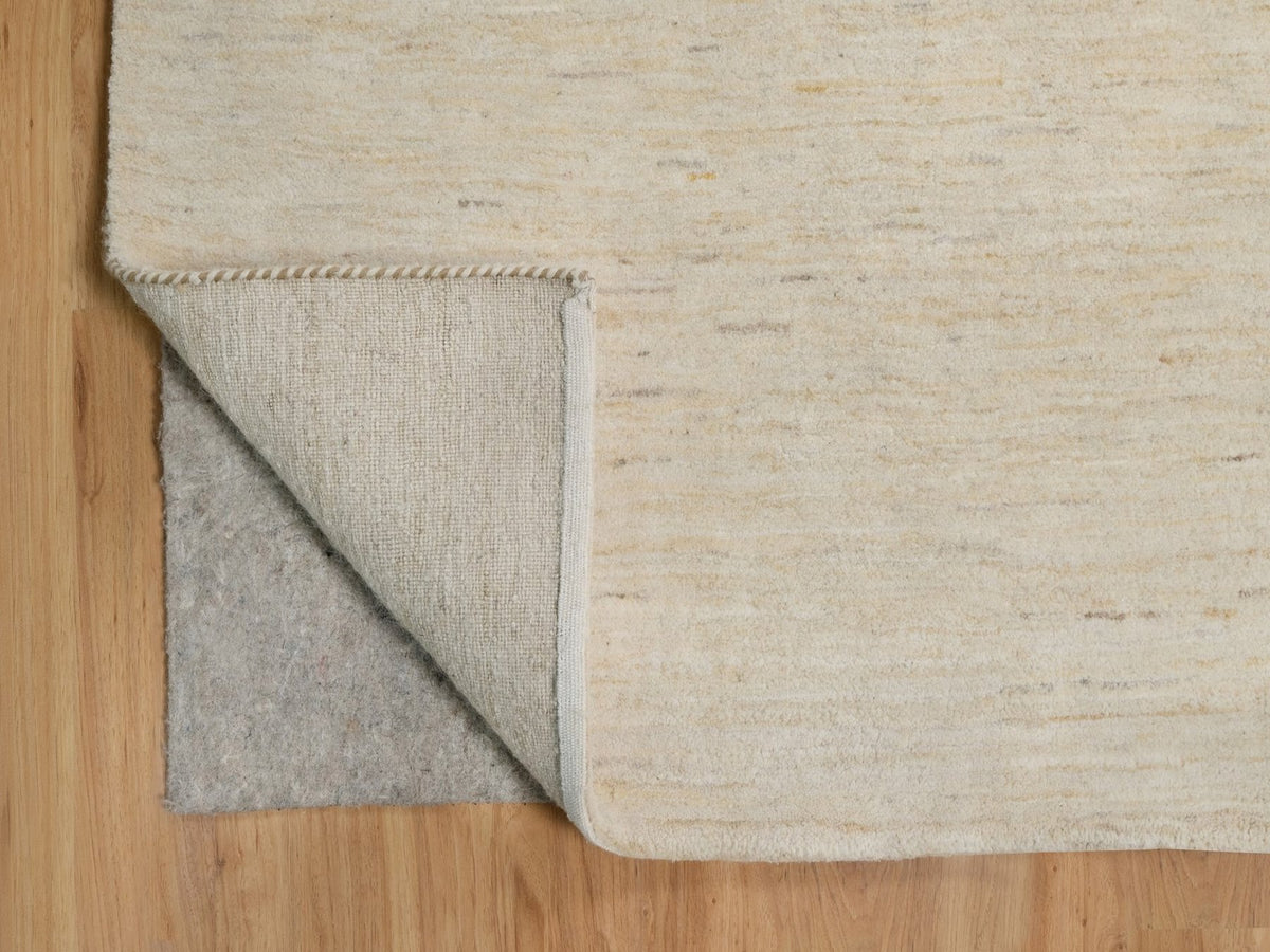 Gabbeh Modern / Contemporary hand-knotted wool rug in Ivory, 14'10" x 22'8" — SKU O091955 (view 4)